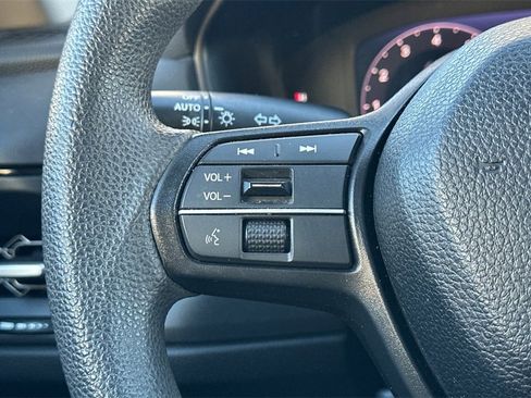 Used 2023 Honda Accord EX image 25