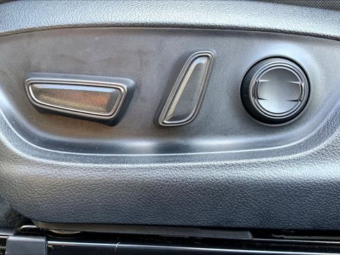 Certified 2023 Toyota Camry LE image 33