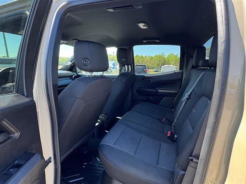 Used 2024 Chevrolet Colorado W/T image 38