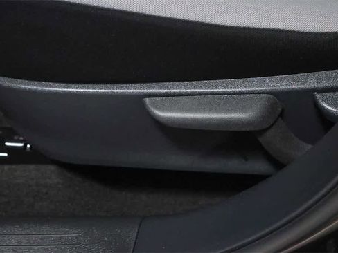 New 2025 Nissan Versa S image 20