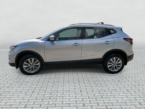 Used 2020 Nissan Rogue Sport SV w/ All-Weather Package FWD image 5