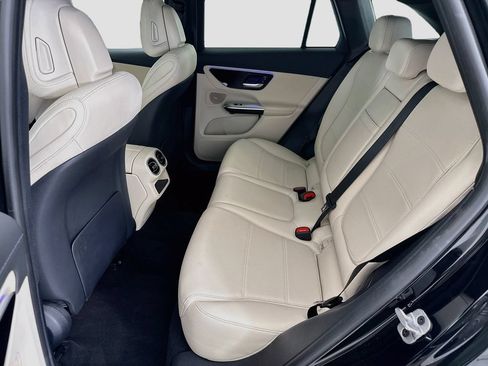 Certified 2024 Mercedes-Benz GLC 300 4MATIC image 19