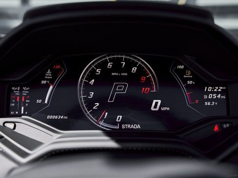 Used 2024 Lamborghini Huracan EVO image 59