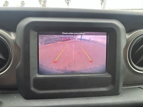 Used 2020 Jeep Wrangler Unlimited Sport AWD/4WD image 14