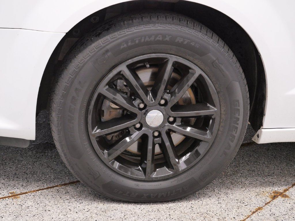 Used 2019 Dodge Grand Caravan GT FWD image 9