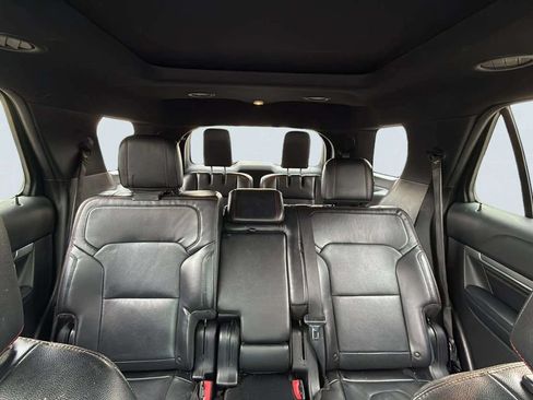 Used 2016 Ford Explorer Sport w/ Equipment Group 401A AWD/4WD image 17