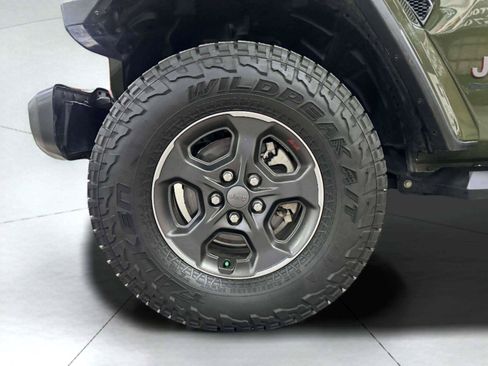Used 2021 Jeep Gladiator Rubicon w/ Trailer Tow Package AWD/4WD image 65