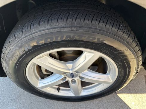 Used 2018 Ford Explorer FWD image 23