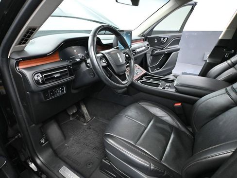 Used 2023 Lincoln Aviator Reserve image 21