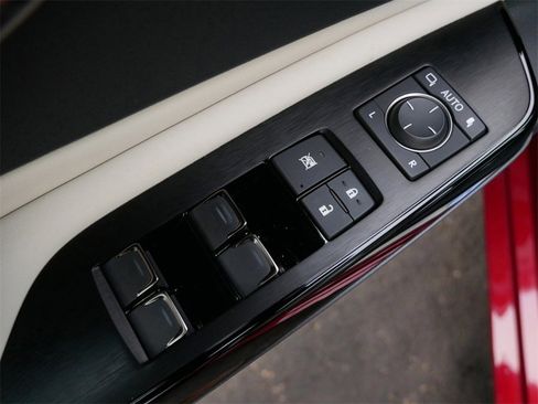 Certified 2025 Lexus ES 300h Ultra Luxury image 13