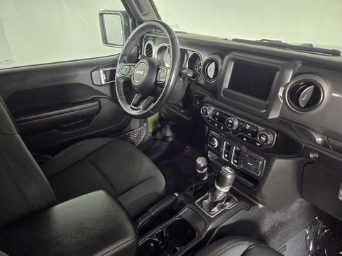 Used 2021 Jeep Wrangler Sport AWD/4WD image 30