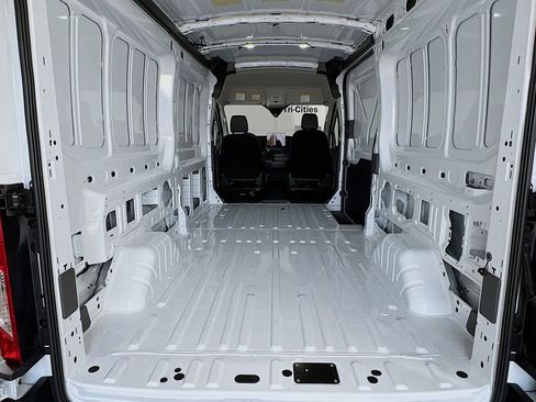 New 2026 Ford Transit 250 148 Medium Roof Extended AWD image 14