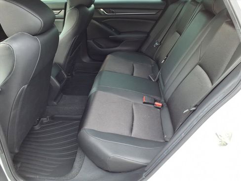Used 2019 Honda Accord Sport image 7