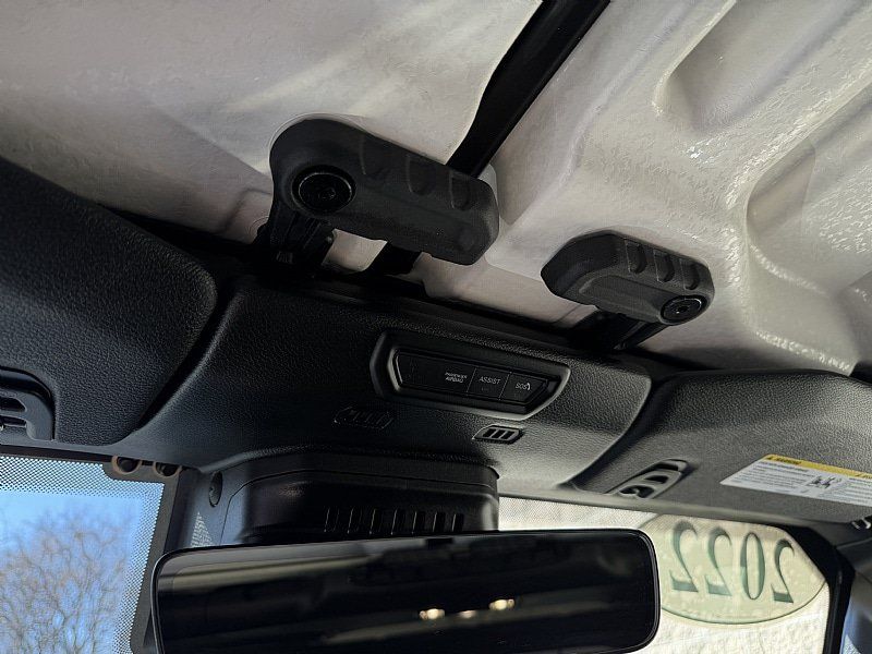 Used 2022 Jeep Wrangler Unlimited Sahara AWD/4WD image 21