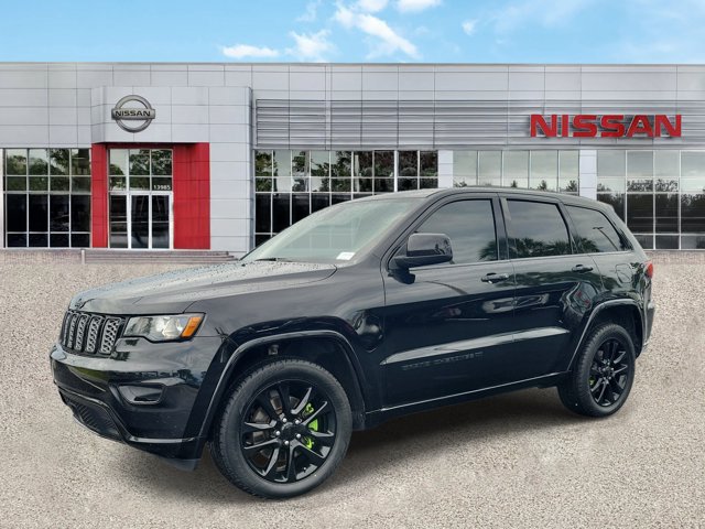 Used 2022 Jeep Grand Cherokee Laredo AWD/4WD image 5