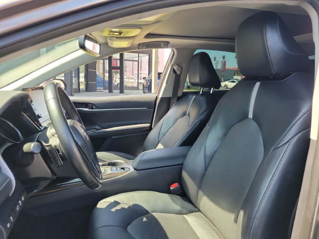 Used 2023 Toyota Camry XSE w/ Cold Weather Package AWD/4WD image 18