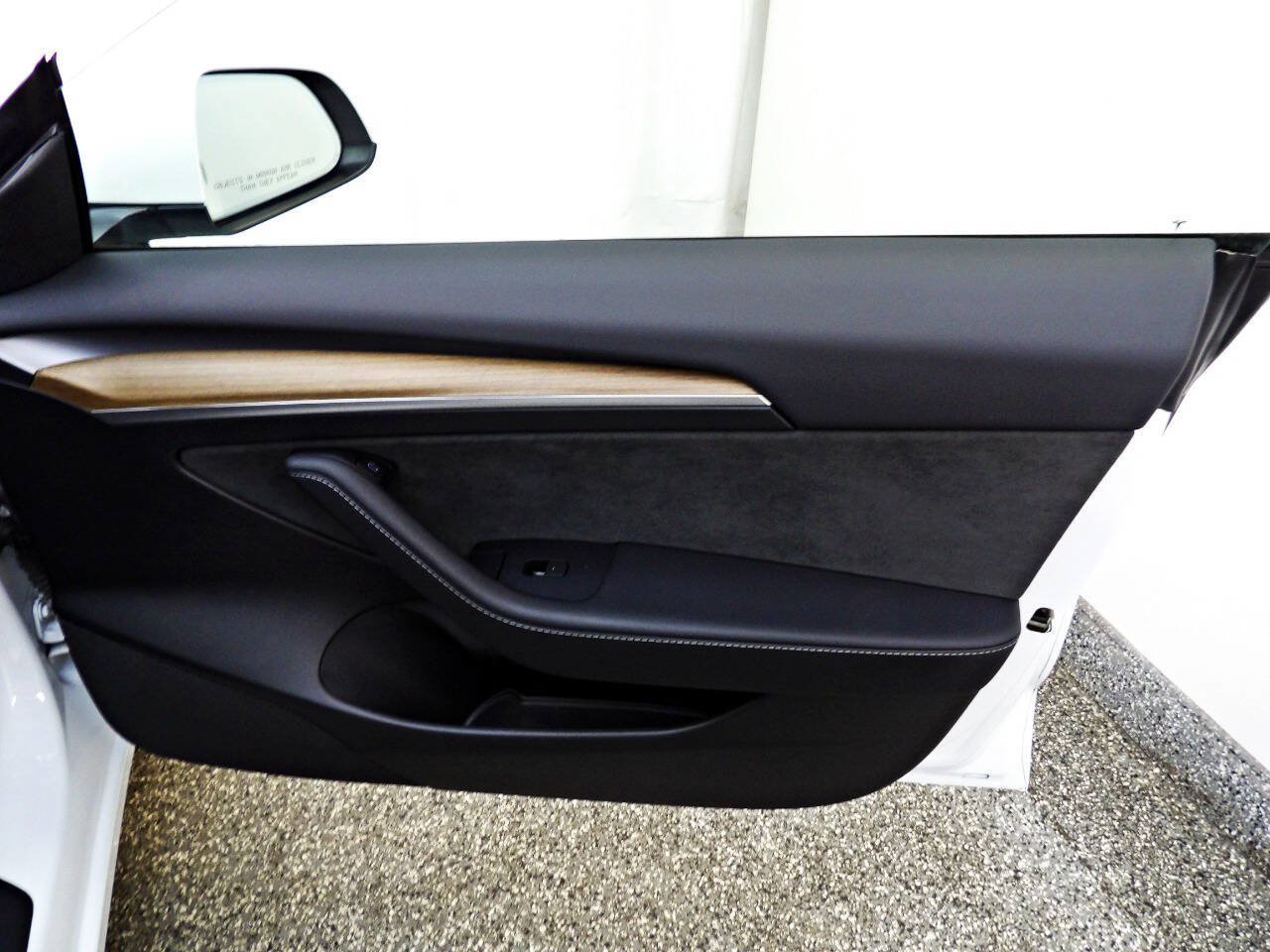 Used 2023 Tesla Model 3 Standard Range RWD image 11