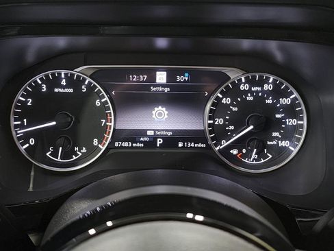 Used 2024 Nissan Pathfinder SL w/ SL Premium Package image 20