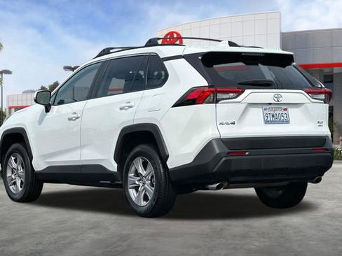 Certified 2025 Toyota RAV4 XLE AWD/4WD image 7