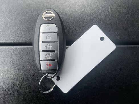 Used 2022 Nissan Rogue SL w/ SL Premium Package image 30