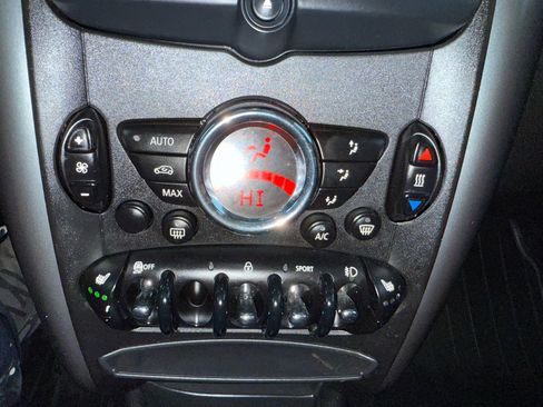 Used 2016 MINI Cooper Countryman S image 8