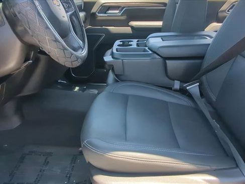 Used 2025 Chevrolet Silverado 2500 LTZ AWD/4WD image 16