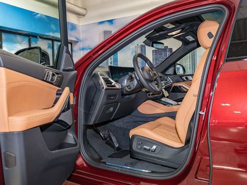New 2026 BMW X6 xDrive40i image 13