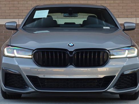 Used 2023 BMW 540i xDrive w/ M Sport Package AWD/4WD image 6