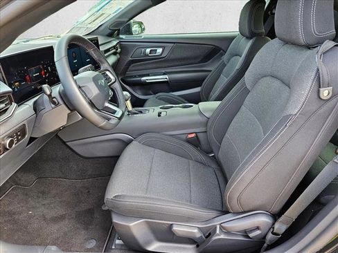 New 2026 Ford Mustang Coupe image 4