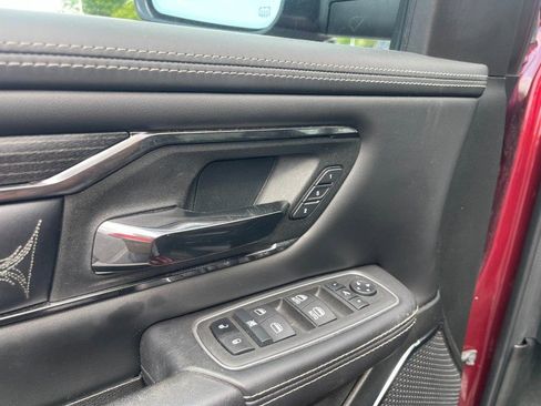 Used 2022 RAM 1500 Limited w/ Body-Colour Bumper Group AWD/4WD image 13