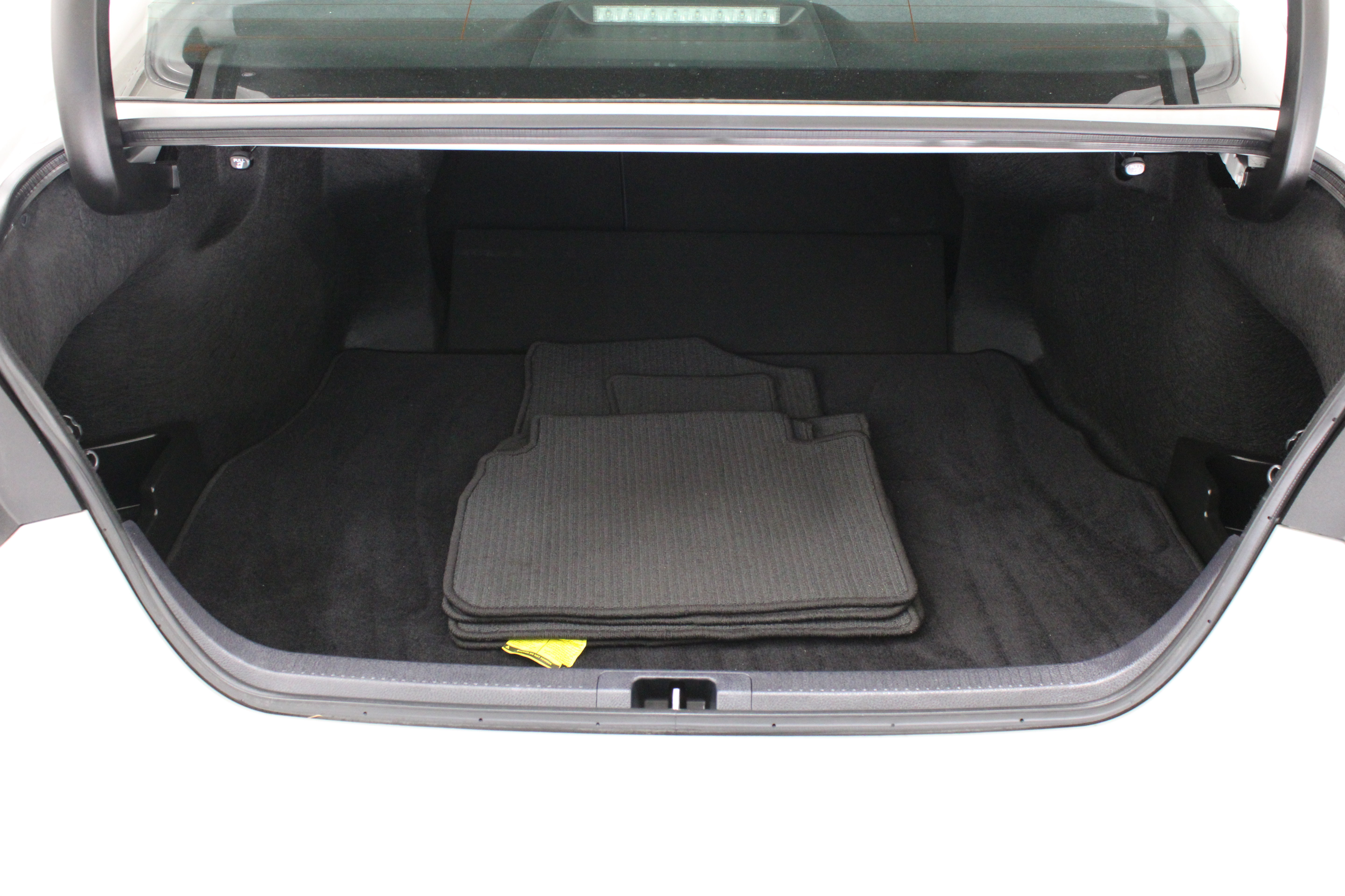 Used 2024 Toyota Camry LE FWD image 29