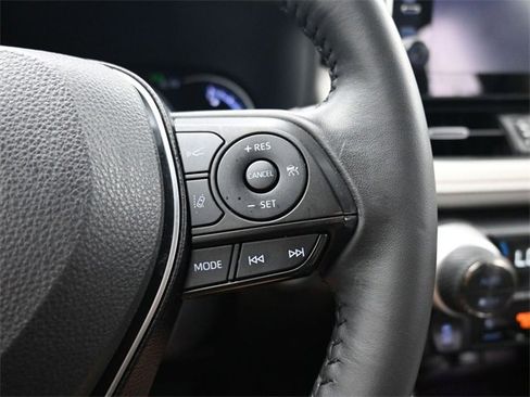 Used 2022 Toyota RAV4 Limited image 21