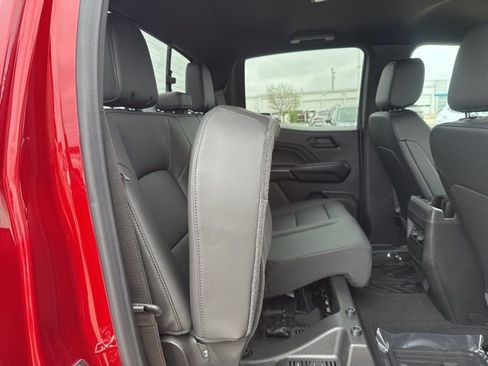 New 2026 Chevrolet Colorado Trail Boss w/ Off-Road Front Bumper Package AWD/4WD image 41