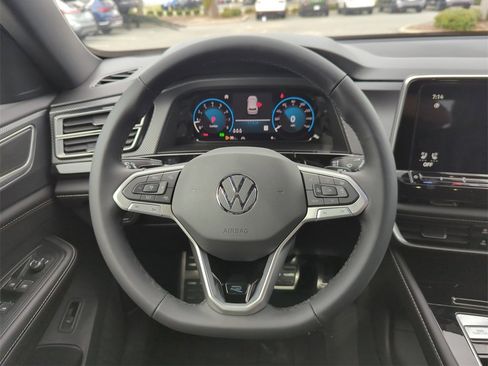 New 2026 Volkswagen Atlas Cross Sport SEL R-Line image 22