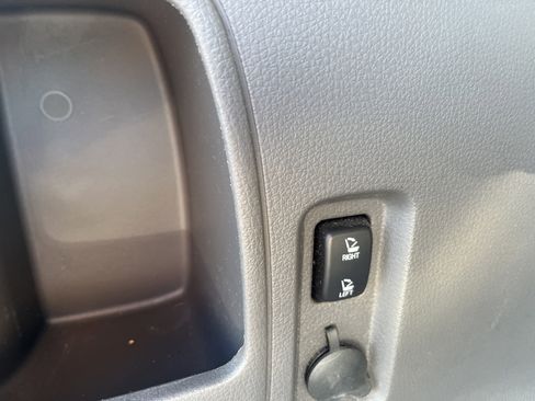 Used 2013 Ford Edge Limited image 14