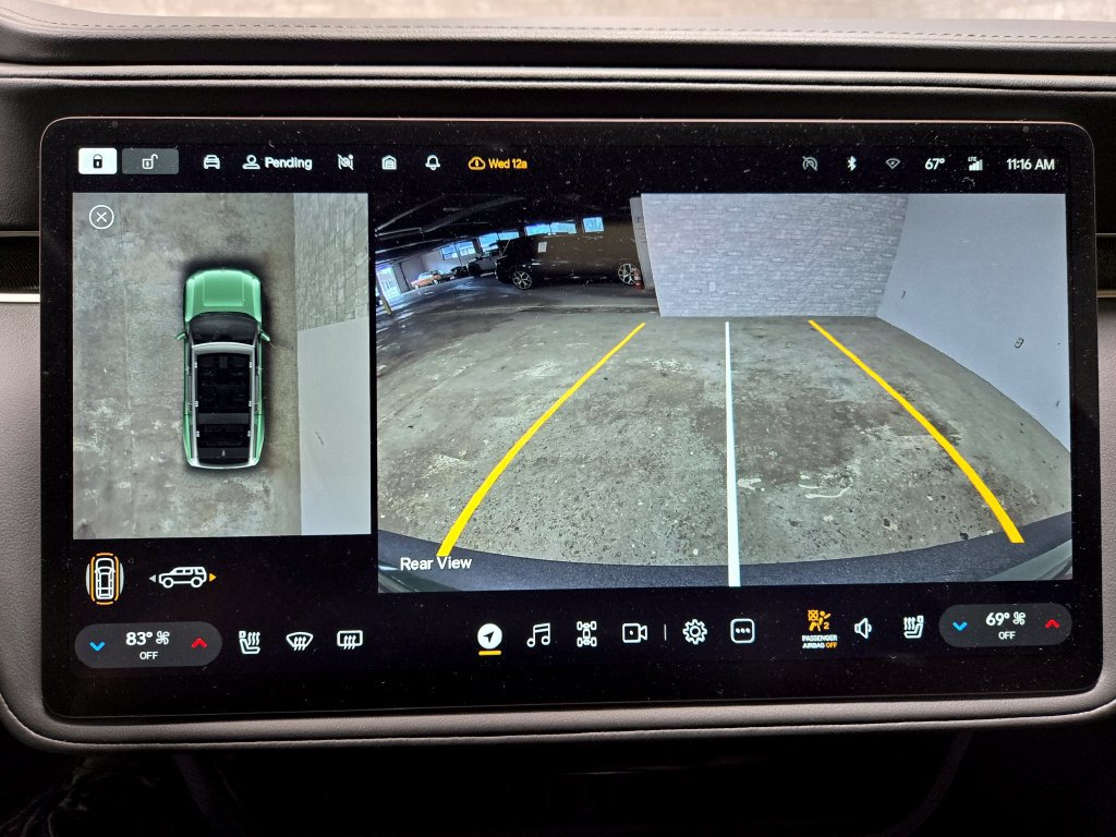 Used 2025 Rivian R1S Adventure Dual AWD/4WD image 24
