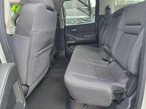 Used 2022 Nissan Frontier SV image 30