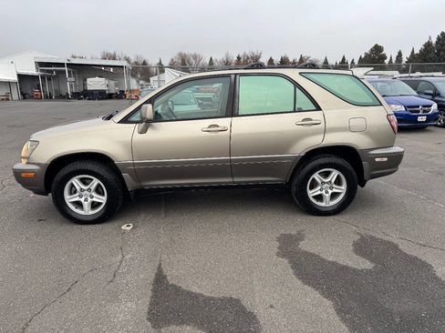 Used 2000 Lexus RX 300 Base AWD 4dr SUV image 2
