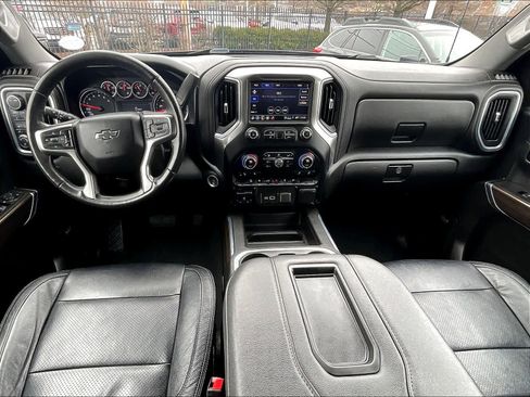 Used 2021 Chevrolet Silverado 1500 LT Trail Boss w/ Convenience Package II image 21