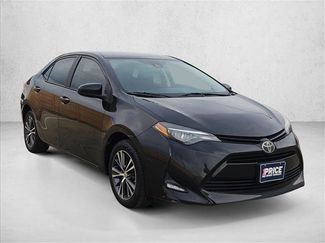Used 2019 Toyota Corolla LE w/ LE Premium Package video 3