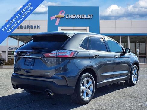Used 2019 Ford Edge SE image 5