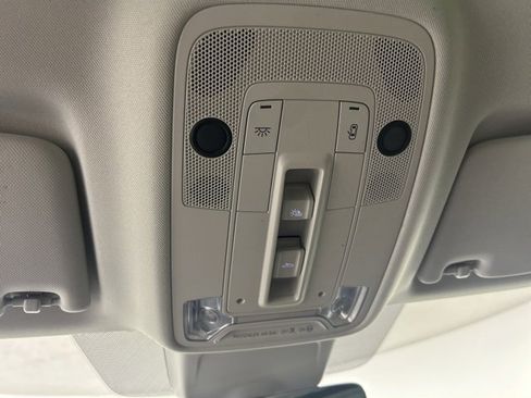 Used 2021 Audi Q3 2.0T Premium Plus w/ Premium Plus Package image 24