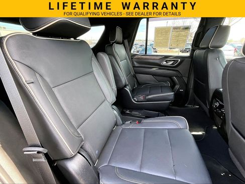 Used 2022 Chevrolet Tahoe Premier AWD/4WD image 23