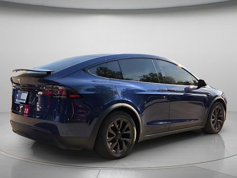Used 2023 Tesla Model X AWD/4WD image 7