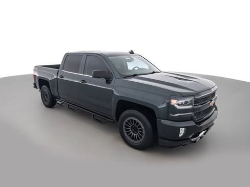 Used 2017 Chevrolet Silverado 1500 LTZ Z71 w/ LTZ Plus Package image 3
