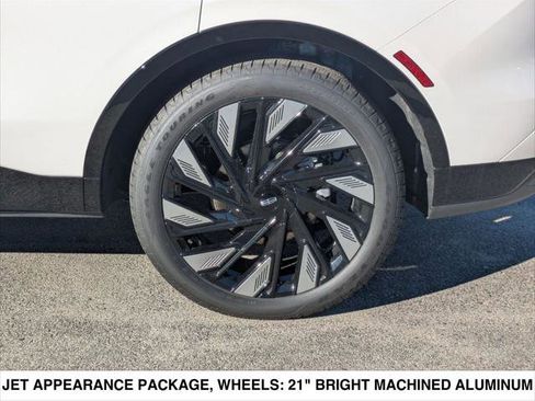 New 2026 Lincoln Nautilus Reserve w/ Jet Appearance Package image 6