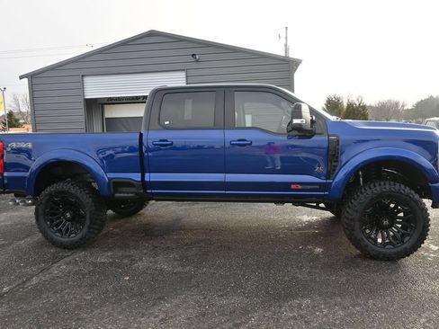 New 2026 Ford F250 Lariat w/ Black Appearance Package AWD/4WD image 6