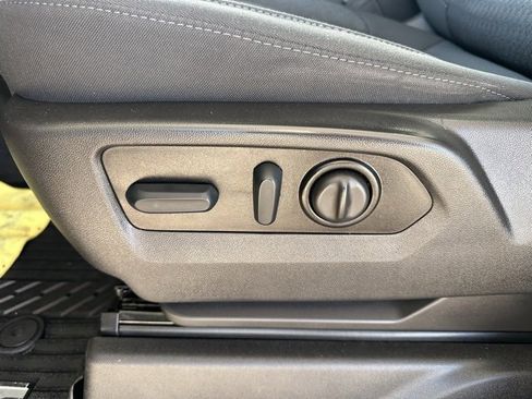 Used 2022 Chevrolet Silverado 1500 RST image 28