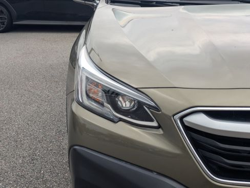 Certified 2022 Subaru Outback Touring XT w/ Popular Package #2 image 10