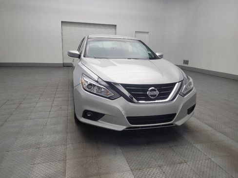 Used 2018 Nissan Altima 2.5 SV image 14